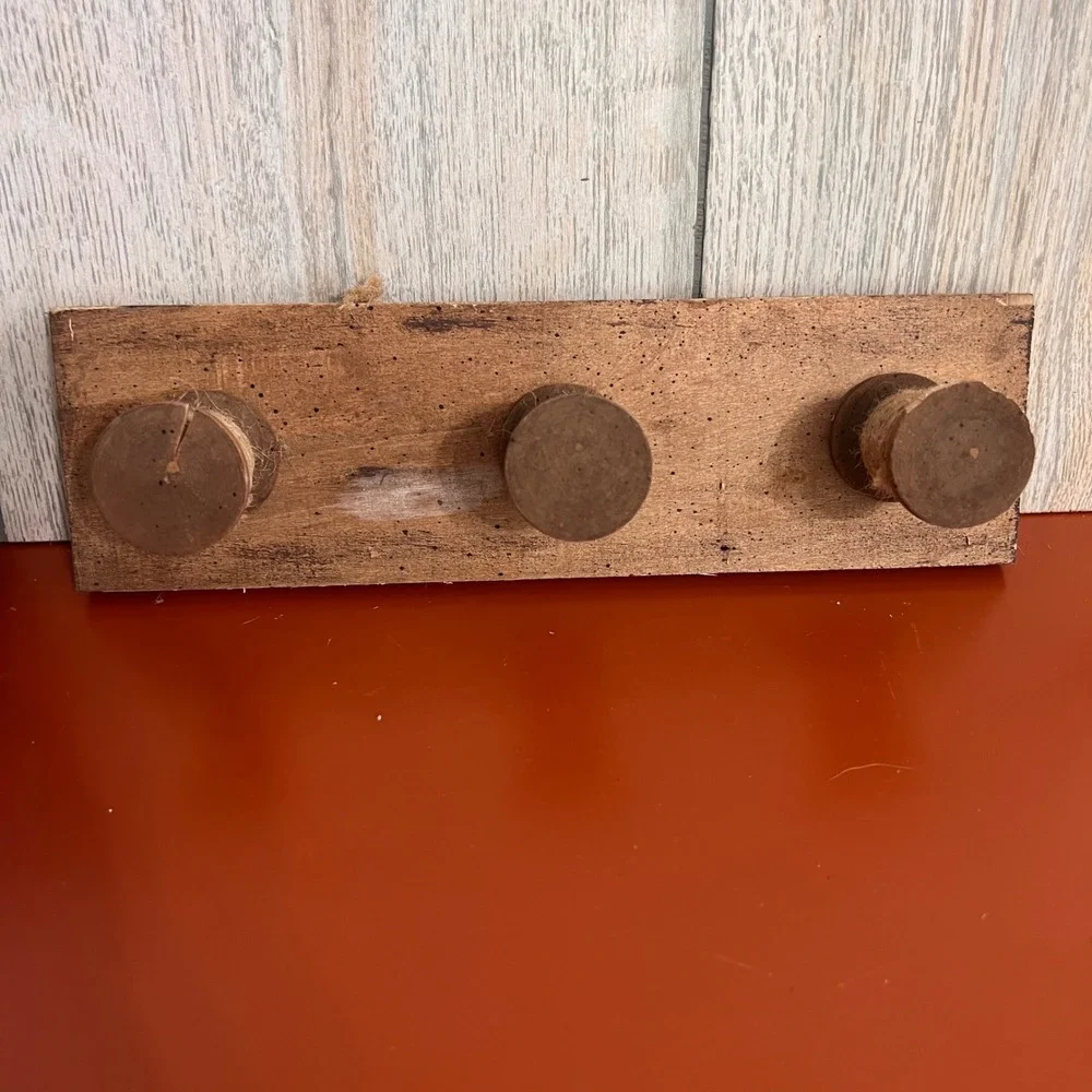 Rustic Wood Spool Wall Rack 3 Hook Farmhouse Twine Wrapped Peg Coat Hanger